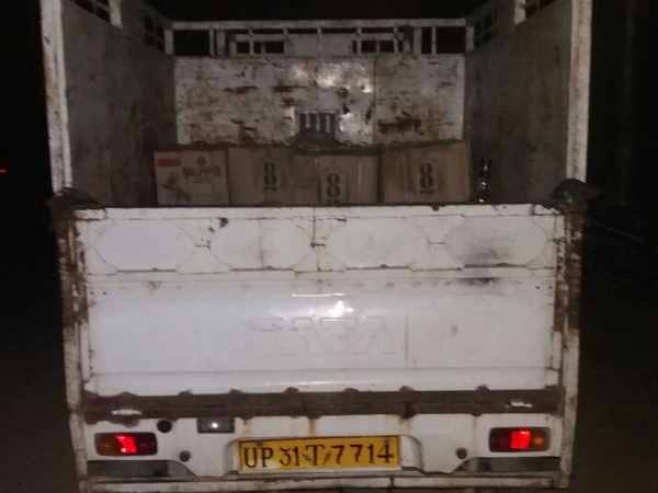 बहराइच: बड़ी मात्रा में पानी में आग लगाने वाला घातक केमिकल बरामद, केस दर्ज बहराइच: बड़ी मात्रा में पानी में आग लगाने वाला घातक केमिकल बरामद, केस दर्ज