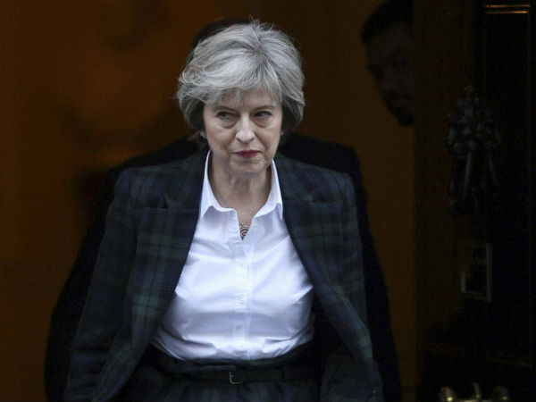 british-pm-theresa-may-white-house-porn-star-ब्रिटिश-पीएम-थेरेसा-मे-व्हाइट-हउस-गलती.jpg british-pm-theresa-may-white-house-porn-star-ब्रिटिश-पीएम-थेरेसा-मे-व्हाइट-हउस-गलती.jpg