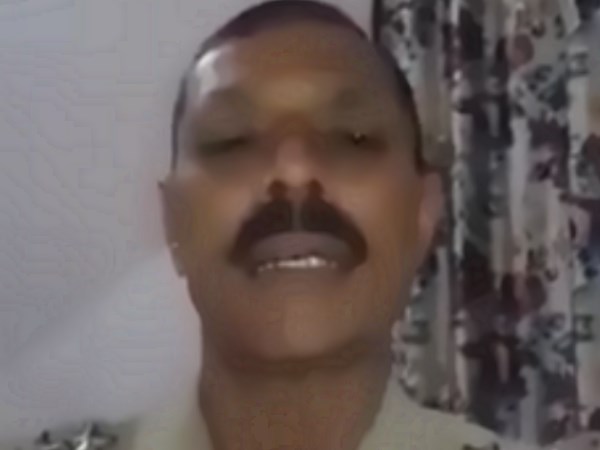 bsf तेज बहादुर यादव के बाद एक और BSF जवान ने डाला वीडियो, बताया किस-किस तरह के होते हैं घपले bsf तेज बहादुर यादव के बाद एक और BSF जवान ने डाला वीडियो, बताया किस-किस तरह के होते हैं घपले