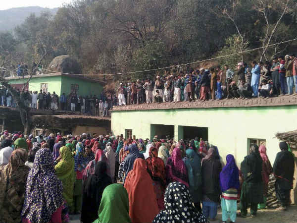 funeral-jammu-kashmir-police-cop-जम्मू-कश्मीर-पुलिस-अंतिमसंस्कार.jpg funeral-jammu-kashmir-police-cop-जम्मू-कश्मीर-पुलिस-अंतिमसंस्कार.jpg