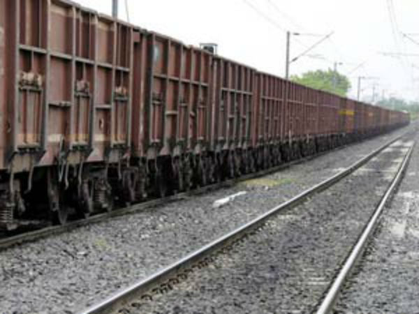 good train derailed near kanpur, lucknow railway route disrupted good train derailed near kanpur, lucknow railway route disrupted