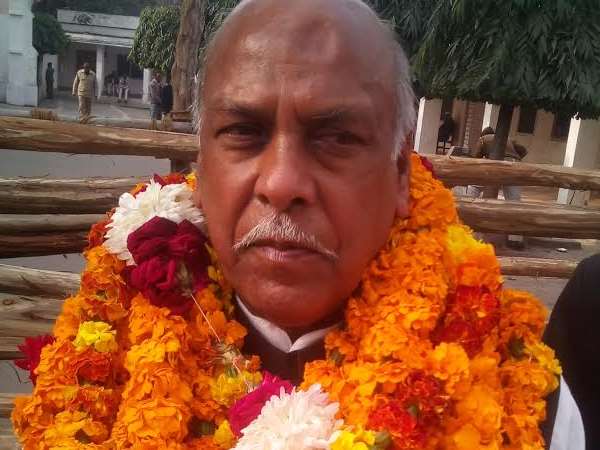 बरेली: नरेंद्र पाल सिंह, सियाराम सागर, शहजिल इस्लाम समेत कई प्रत्याशियों ने भरा पर्चा बरेली: नरेंद्र पाल सिंह, सियाराम सागर, शहजिल इस्लाम समेत कई प्रत्याशियों ने भरा पर्चा