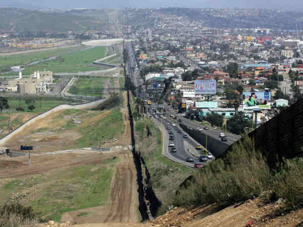 us-mexico-border-wall-cost-अमेरिका-मैक्सिको-बॉर्डर-वॉल-कीमत.jpg us-mexico-border-wall-cost-अमेरिका-मैक्सिको-बॉर्डर-वॉल-कीमत.jpg