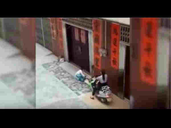 woman arrested for running motorbike over child’s feet woman arrested for running motorbike over child’s feet