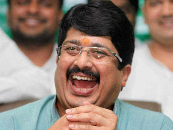 राजा भैया की दिलचस्प बातें