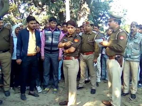 नगर में भारी अद्वसैनिक बल पहुंचा