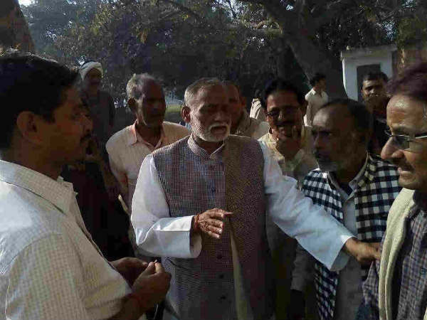 एक तीर से दो निशाना साधने में जुटे रेवती रमण