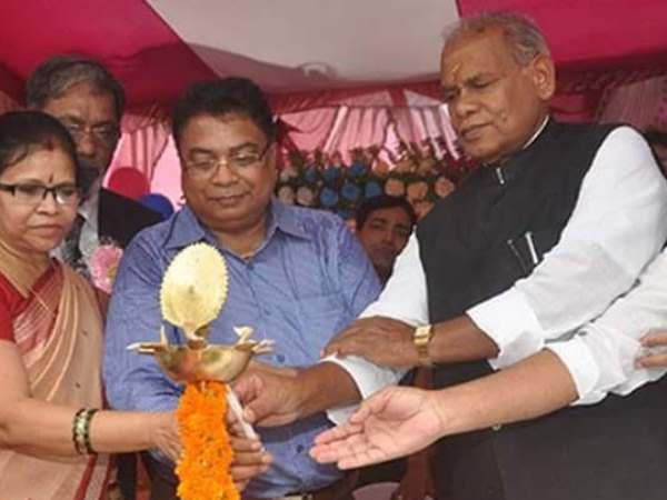 सूद के पैसे से स्कूल पर किया कब्जा