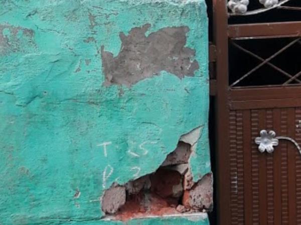 मथुरा: दामाद ने किया घर में बम ब्लास्ट, आधी रात को हिल गया पूरा गांव मथुरा: दामाद ने किया घर में बम ब्लास्ट, आधी रात को हिल गया पूरा गांव