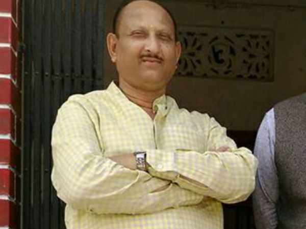 सेक्स रैकेट चलाने के केस में फंसे बिहार कांग्रेस उपाध्यक्ष, गिरफ्तारी के लिए छापेमारी सेक्स रैकेट चलाने के केस में फंसे बिहार कांग्रेस उपाध्यक्ष, गिरफ्तारी के लिए छापेमारी
