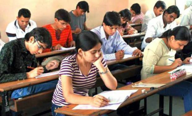 वायरल हो रहा परीक्षाओं पर एक पत्रकार का अभिभावकों के नाम खत वायरल हो रहा परीक्षाओं पर एक पत्रकार का अभिभावकों के नाम खत
