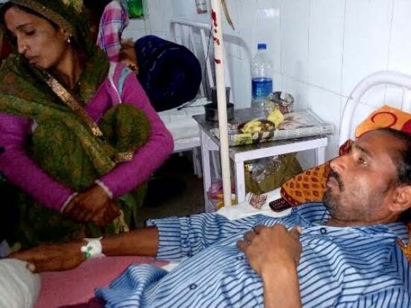 शाहजहांपुर: चुनावी रंजिश में भाजपा बूथ एजेंट ने सपा एजेंट को मारी गोली शाहजहांपुर: चुनावी रंजिश में भाजपा बूथ एजेंट ने सपा एजेंट को मारी गोली