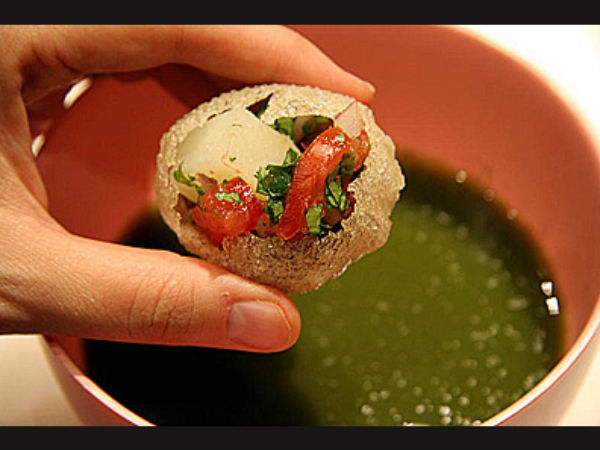 OMG! Panipuri Vendor Mixed Toilet Cleaner to Make Panipuri Delicious OMG! Panipuri Vendor Mixed Toilet Cleaner to Make Panipuri Delicious