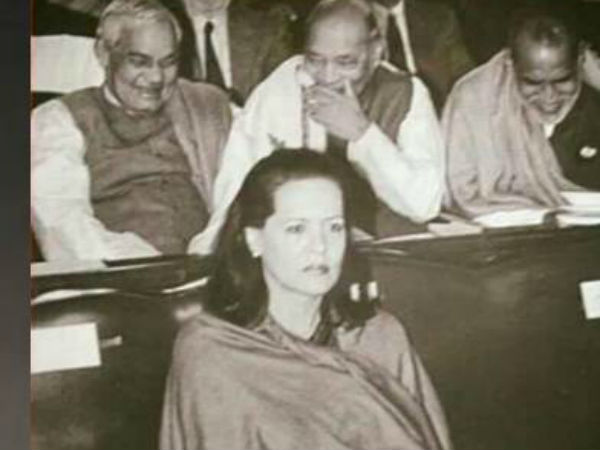 इज्जतदार महिला के लिए 'डर्टी जोक्स'
