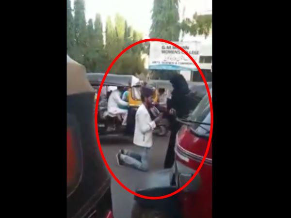 राह चलते लोगों ने बजाई सीटियां