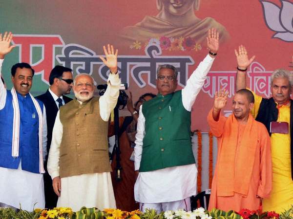 फिर भी छात्र आते हैं दिल्ली लखनऊ