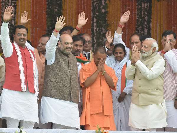 सभी अधिकारियों को निर्देश दिया