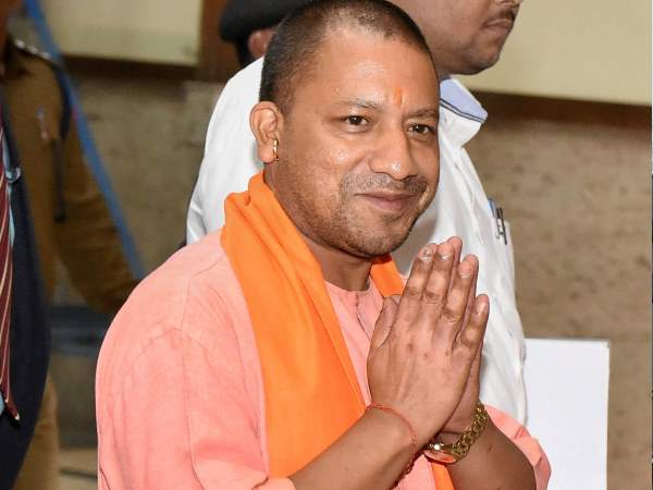 योगी आदित्यनाथ की सरकार पर उठे सवाल