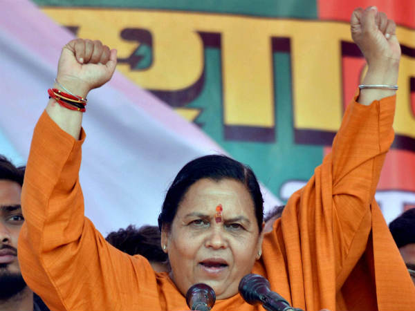 मंत्रियों को लाल बत्ती नहीं दिए जाने को उमा भारती ने बताया गलत मंत्रियों को लाल बत्ती नहीं दिए जाने को उमा भारती ने बताया गलत