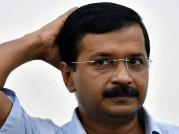 कांग्रेस के रेड सिंग्नल से ऐसे 'लाल' हुए केजरीवाल