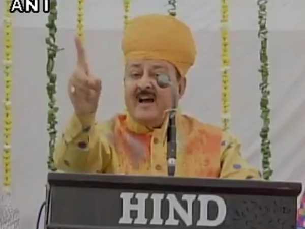 भाजपा विधायक ने कहा- जनता के लिए नहीं खुलेगा हवाई अड्डा तो पीएम का भी प्लेन नहीं उतरने देंगे भाजपा विधायक ने कहा- जनता के लिए नहीं खुलेगा हवाई अड्डा तो पीएम का भी प्लेन नहीं उतरने देंगे