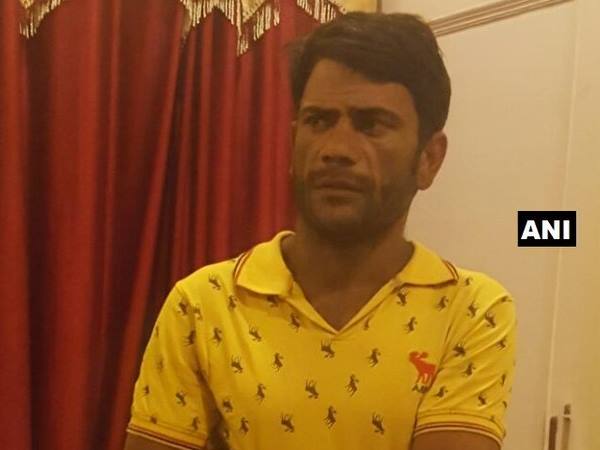 जम्मू कश्मीर में हिज्बुल मुजाहिदीन के दो आतंकी गिरफ्तार जम्मू कश्मीर में हिज्बुल मुजाहिदीन के दो आतंकी गिरफ्तार