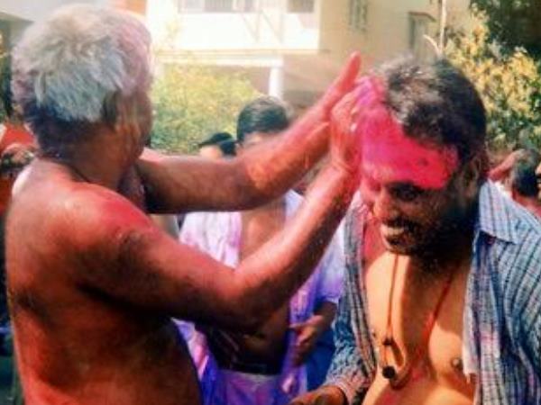 जब कुर्ता फाड़कर लालू फेंकते थे रावड़ी पर रंग, देखिए होली की तस्वीरें जब कुर्ता फाड़कर लालू फेंकते थे रावड़ी पर रंग, देखिए होली की तस्वीरें