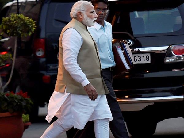 चार राज्यों में मिली जीत से पीएम मोदी करेंगे आर्थिक सुधारों की शुरुआत चार राज्यों में मिली जीत से पीएम मोदी करेंगे आर्थिक सुधारों की शुरुआत