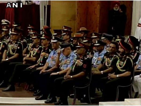 Shaurya Chakra awarded to 3 officers & 1 soldier for surgical strike Shaurya Chakra awarded to 3 officers & 1 soldier for surgical strike