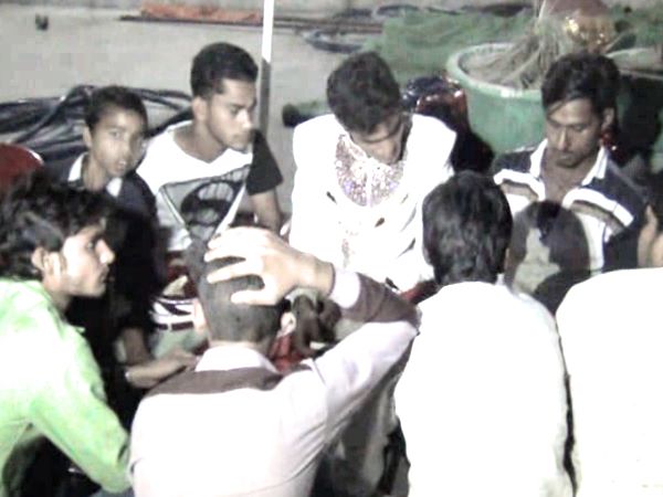 दहेज के लिए अड़ा तो बना लिया गया बंधक, दूल्हे को देना पड़ा शादी का पूरा खर्चा दहेज के लिए अड़ा तो बना लिया गया बंधक, दूल्हे को देना पड़ा शादी का पूरा खर्चा