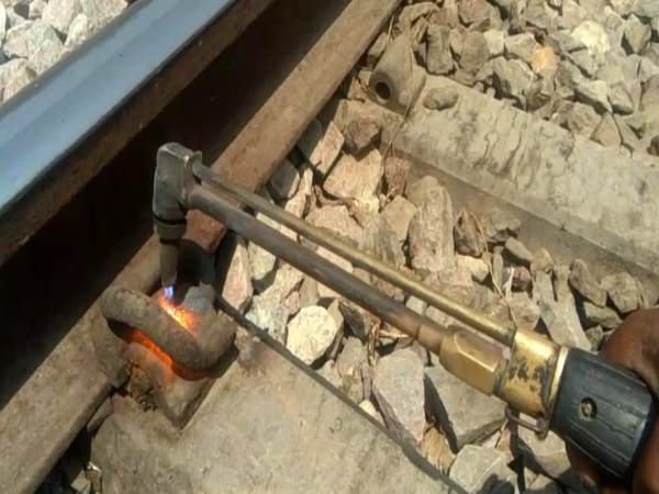 6 महीने में होना चाहिए ओवरहॉलिंग जो नहीं हुआ