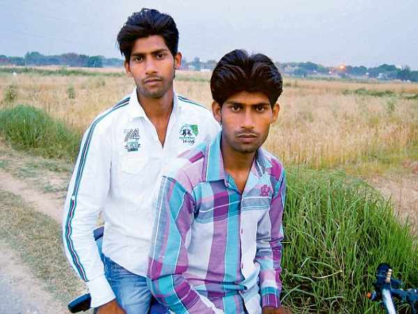 बगल के गांव में भी पैदा हुआ जुड़वा बच्चा