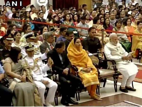 Shaurya Chakra awarded to 3 officers & 1 soldier for surgical strike Shaurya Chakra awarded to 3 officers & 1 soldier for surgical strike
