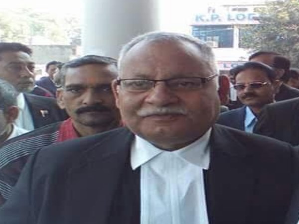 सपा सरकार में नियुक्त हुए आखिरी अपर महाधिवक्ता अशोक पांडेय ने भी दिया इस्तीफा सपा सरकार में नियुक्त हुए आखिरी अपर महाधिवक्ता अशोक पांडेय ने भी दिया इस्तीफा