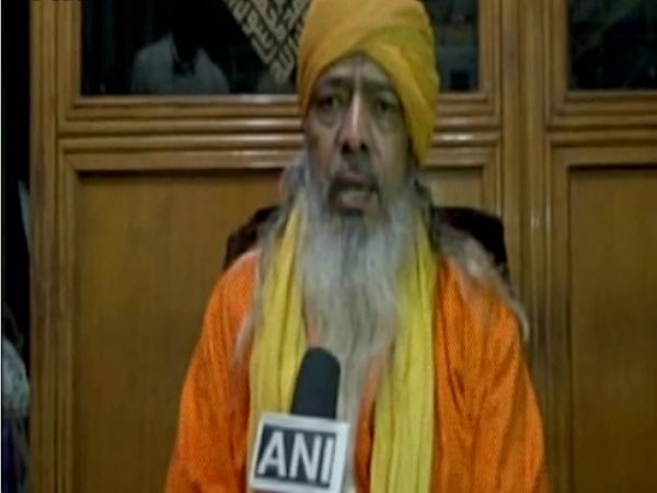 बीफ को लेकर अजमेर शरीफ दरगाह के प्रमुख ने दिया बड़ा बयान, कहा- बीफ और गोहत्या पर लगे प्रतिबंध बीफ को लेकर अजमेर शरीफ दरगाह के प्रमुख ने दिया बड़ा बयान, कहा- बीफ और गोहत्या पर लगे प्रतिबंध