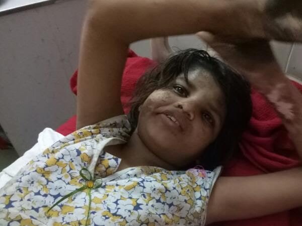 अब लखनऊ होगा 'मोगली गर्ल' का नया घर, नम आंखों से दी लोगों ने विदाई अब लखनऊ होगा 'मोगली गर्ल' का नया घर, नम आंखों से दी लोगों ने विदाई