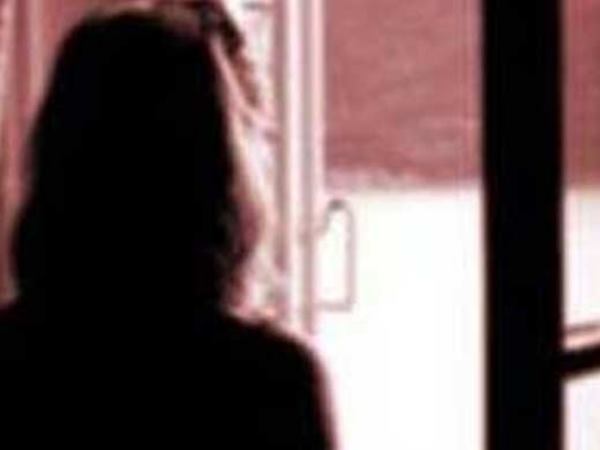 घर में घुसकर तीन आरोपियों ने की वारदात