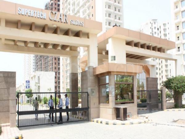 1.2 लाख रुपये प्रति वर्गफीट की कीमत