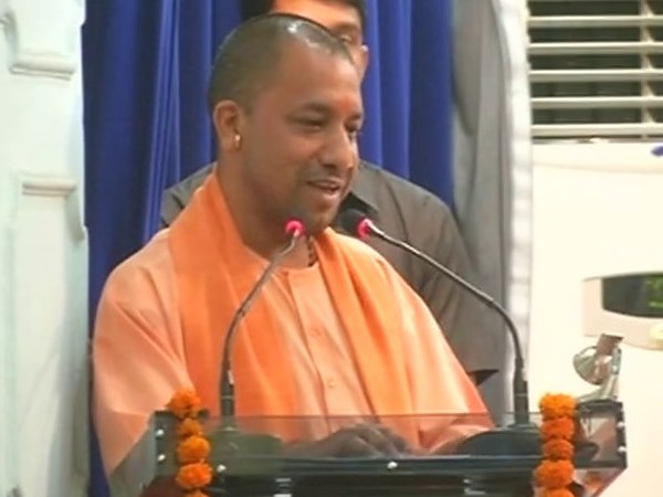 वंदे मातरम विवाद पर CM योगी का बड़ा बयान, क्या कहा पढ़िए... वंदे मातरम विवाद पर CM योगी का बड़ा बयान, क्या कहा पढ़िए...
