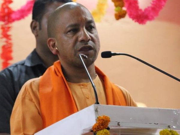 सीएम योगी LIVE: देश के विकास के लिए यूपी का विकास जरूरी सीएम योगी LIVE: देश के विकास के लिए यूपी का विकास जरूरी