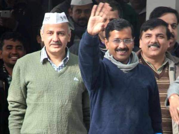 केजरीवाल बोलने अपने बच्चों की नौकरी के लिए नहीं बैठा हूं