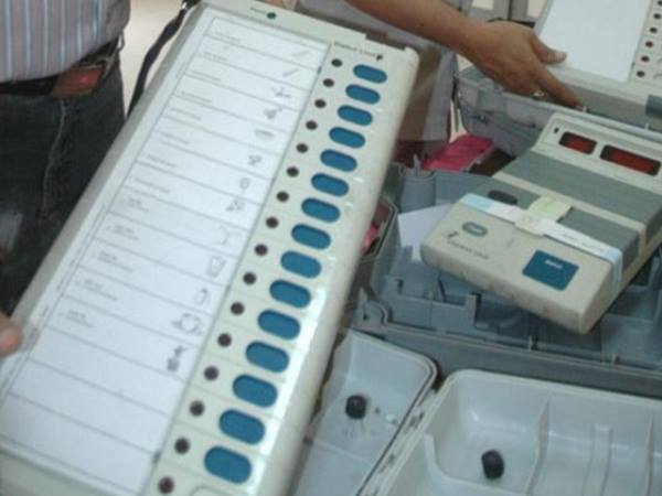 यूपी निकाय चुनाव: 25 अक्टूबर को आएगा नोटिफिकेशन, 4 चरणों में होगा संपन्न यूपी निकाय चुनाव: 25 अक्टूबर को आएगा नोटिफिकेशन, 4 चरणों में होगा संपन्न