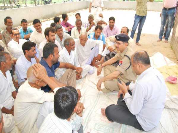 अधिकारियों ने फिर दिया आश्वाशन