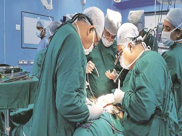 देश में पहली बार मां का गर्भाशय बेटी को ट्रांसप्लांट, अब हो पाएगा गर्भ दान देश में पहली बार मां का गर्भाशय बेटी को ट्रांसप्लांट, अब हो पाएगा गर्भ दान