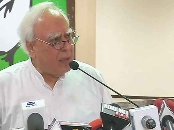 'देश को लगभग 21 हजार करोड़ का नुकसान हो चुका है'