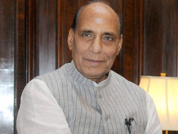 राजनाथ सिंह के पैर की हड्डी टूटी, मॉर्निंग वॉक के दौरान मुड़ गया था टखना राजनाथ सिंह के पैर की हड्डी टूटी, मॉर्निंग वॉक के दौरान मुड़ गया था टखना