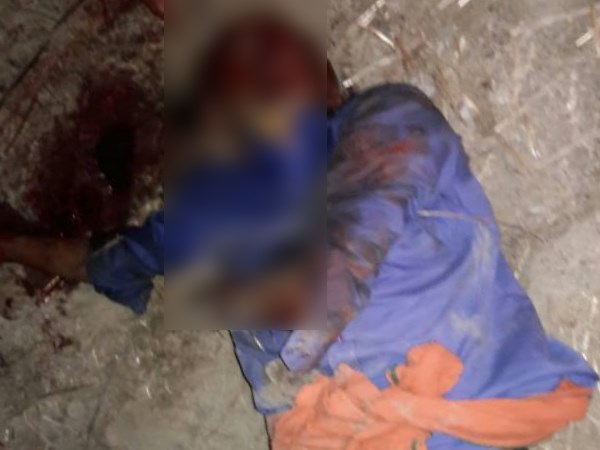 PICS: दो गुटों में अपनी पार्टी के समर्थन को लेकर जंग, 5 लोगों की मौत PICS: दो गुटों में अपनी पार्टी के समर्थन को लेकर जंग, 5 लोगों की मौत