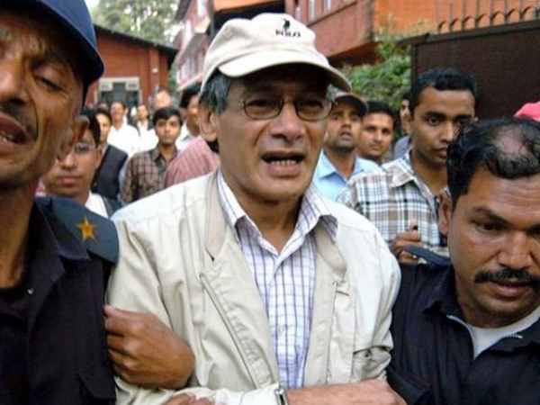 बिकिनी किलर चार्ल्स शोभराज ने बताई अपनी आखिरी इच्छा! बिकिनी किलर चार्ल्स शोभराज ने बताई अपनी आखिरी इच्छा!