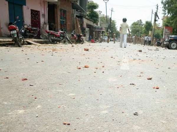PICS: मेरठ के एक समलैंगिक मामले में हत्या बना ईद की नमाज के बाद बवाल की वजह PICS: मेरठ के एक समलैंगिक मामले में हत्या बना ईद की नमाज के बाद बवाल की वजह