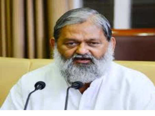 विज ने पहले भी दिए हैं चौंकाने वाले बयान